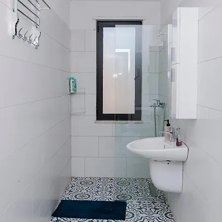 Apartment Via Albania - New Bazaar Tirana