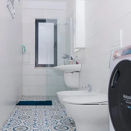 Via Albania - New Bazaar Apartment Tirana