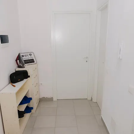 Via Albania - New Bazaar * ティラナ